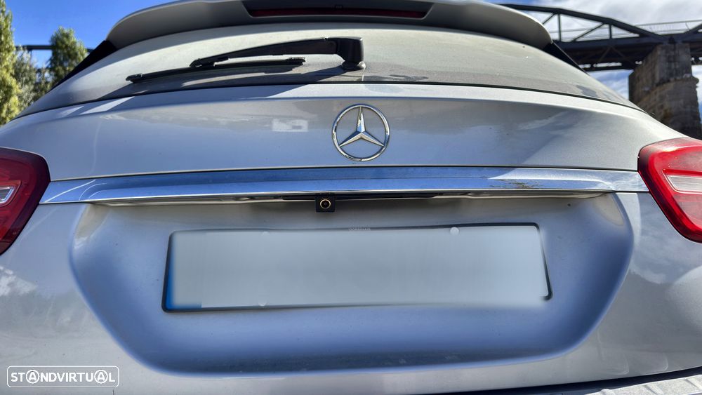 Mercedes-Benz GLA 180 (CDI) d 7G-DCT Urban — photo 5