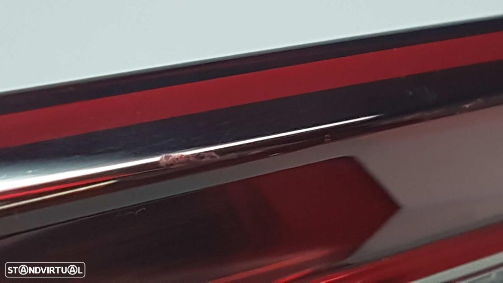 FAROLIM TRASEIRO DIREITO RENAULT MEGANE IV FASTBACK 2015 -265506075R - 3