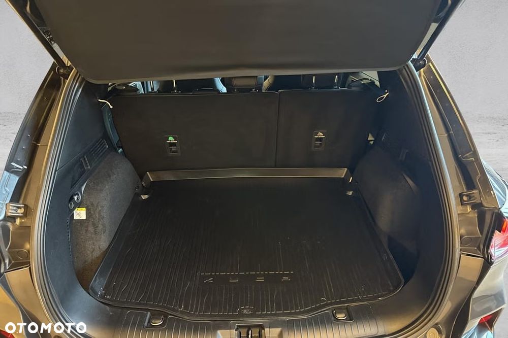 Ford Kuga 2.5P PHEV FWD ST-Line - 8