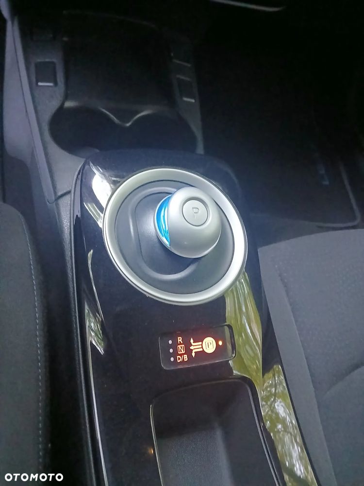 Nissan Leaf 24 kWh (ohne Batterie) Tekna - 13