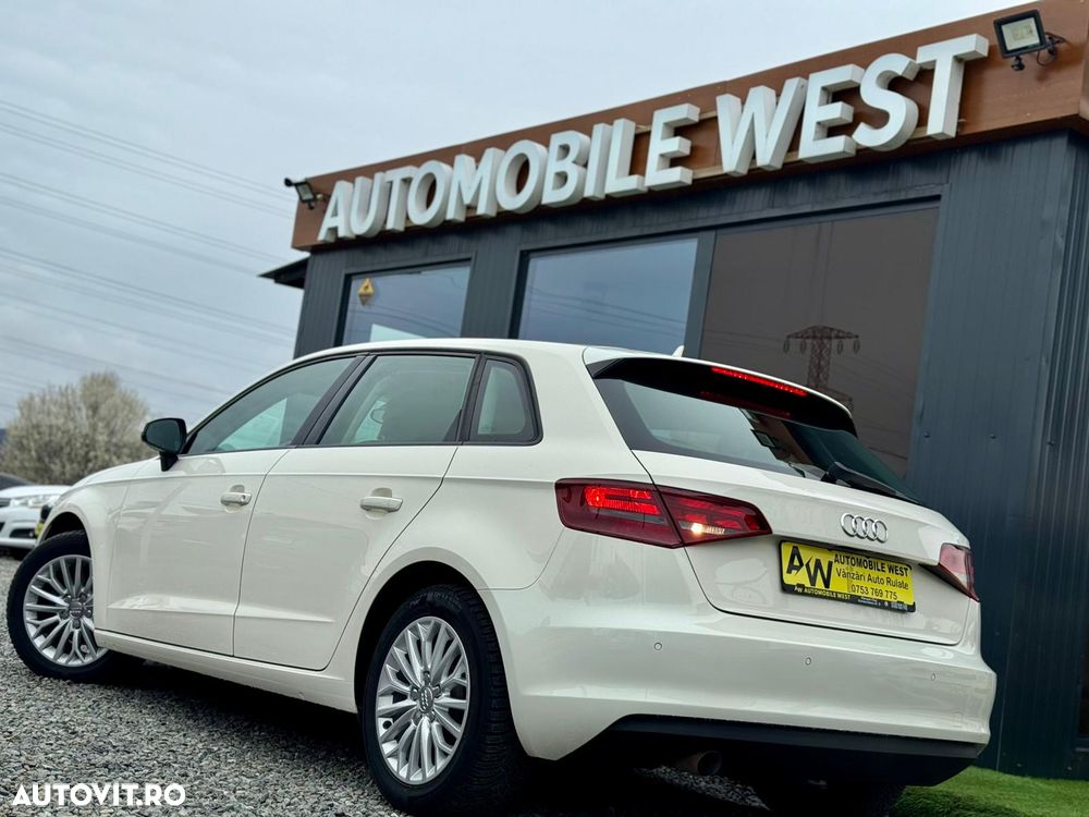 Audi A3 1.6 TDI ack (clean diesel) S tronic Ambiente - 4