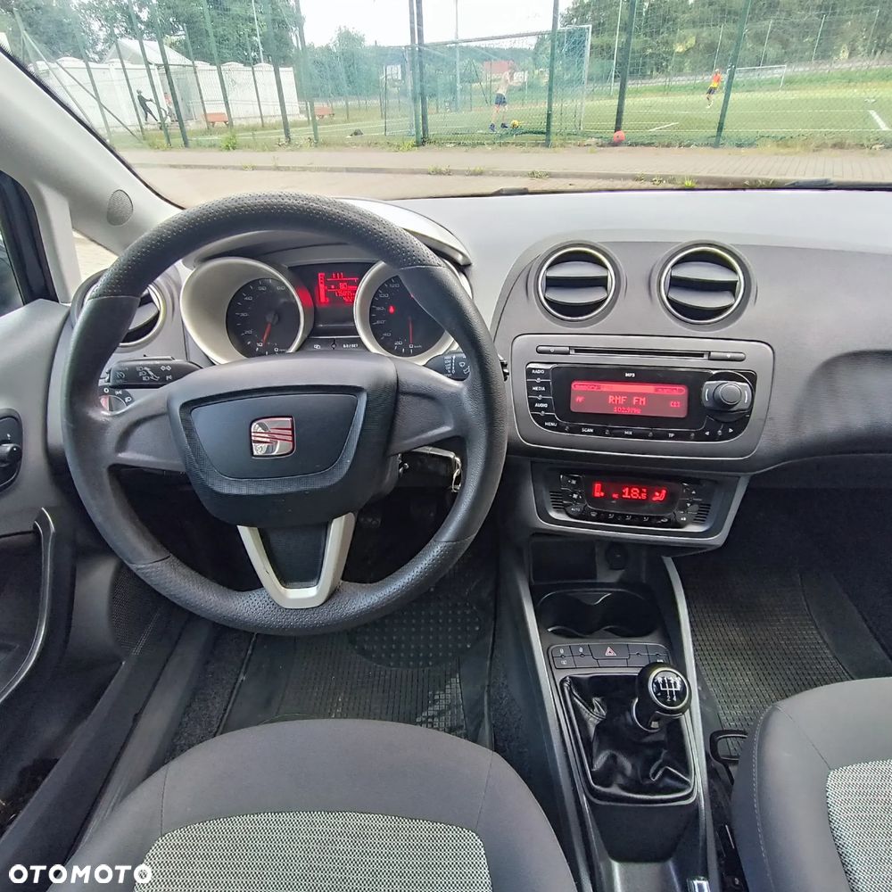 Seat Ibiza 1.4 16V Style - 21