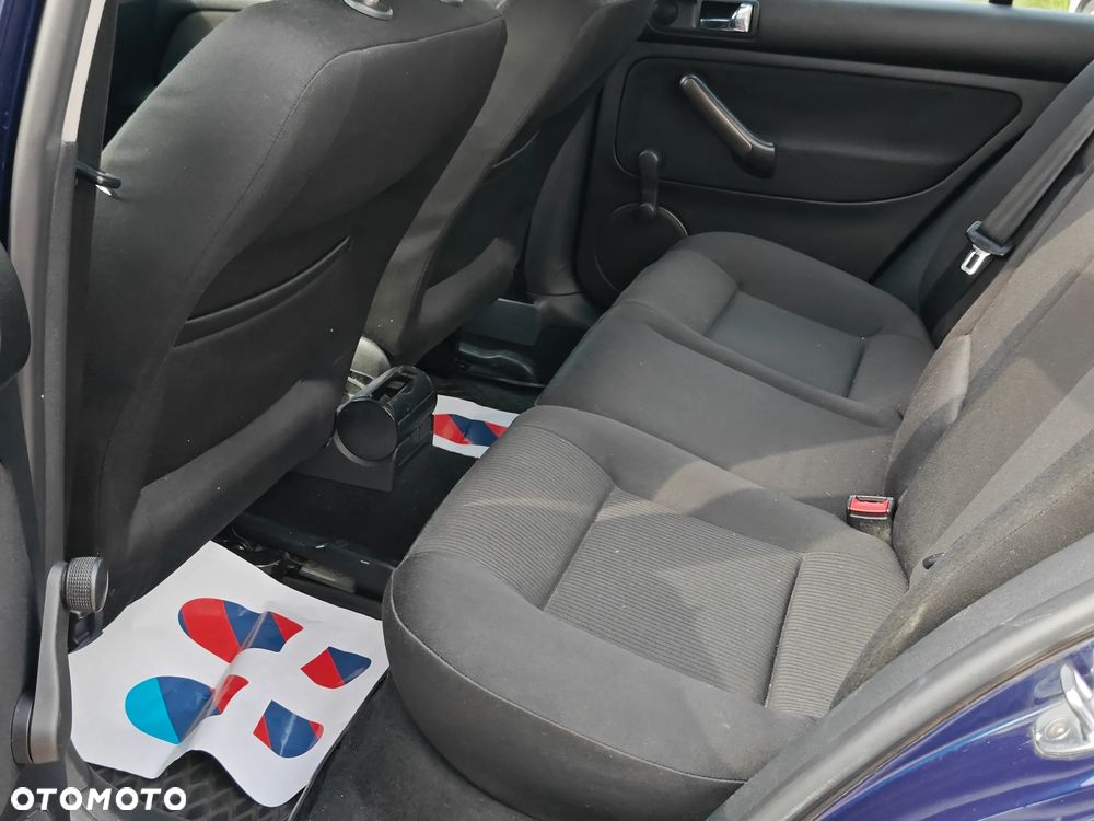 Volkswagen Bora 1.6 Comfortline - 10