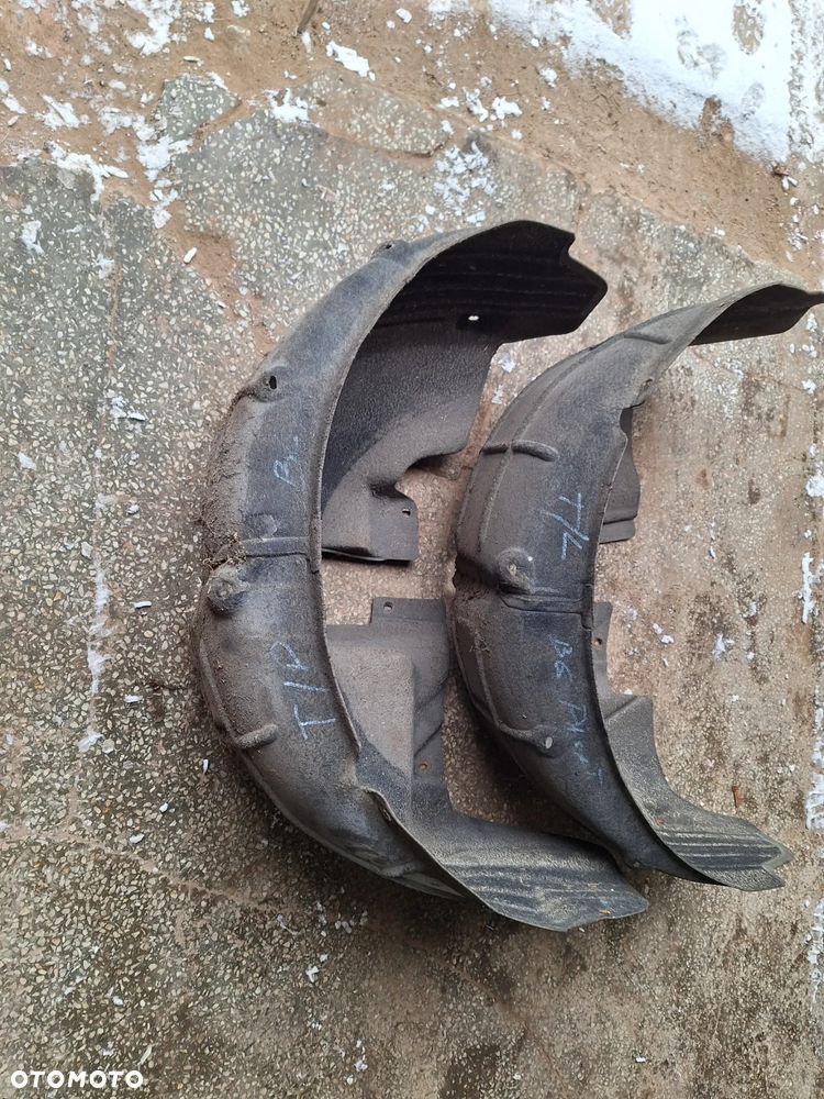 NADKOLE LEWY lub  PRAWY TYŁ VW PASSAT B6 KOMBI - 2