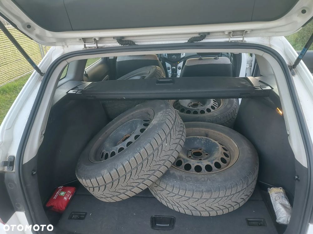 Chevrolet Cruze 1.6 LS - 8