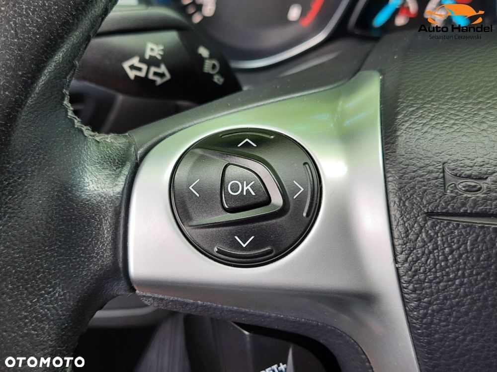 Ford Kuga 1.5 EcoBoost 2x4 Titanium - 22
