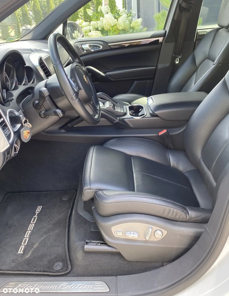 Porsche Cayenne Diesel Platinum Edition - 10