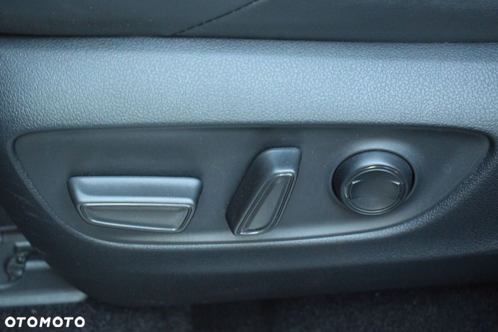 Toyota RAV4 2.5 Hybrid Selection 4x2 - 19