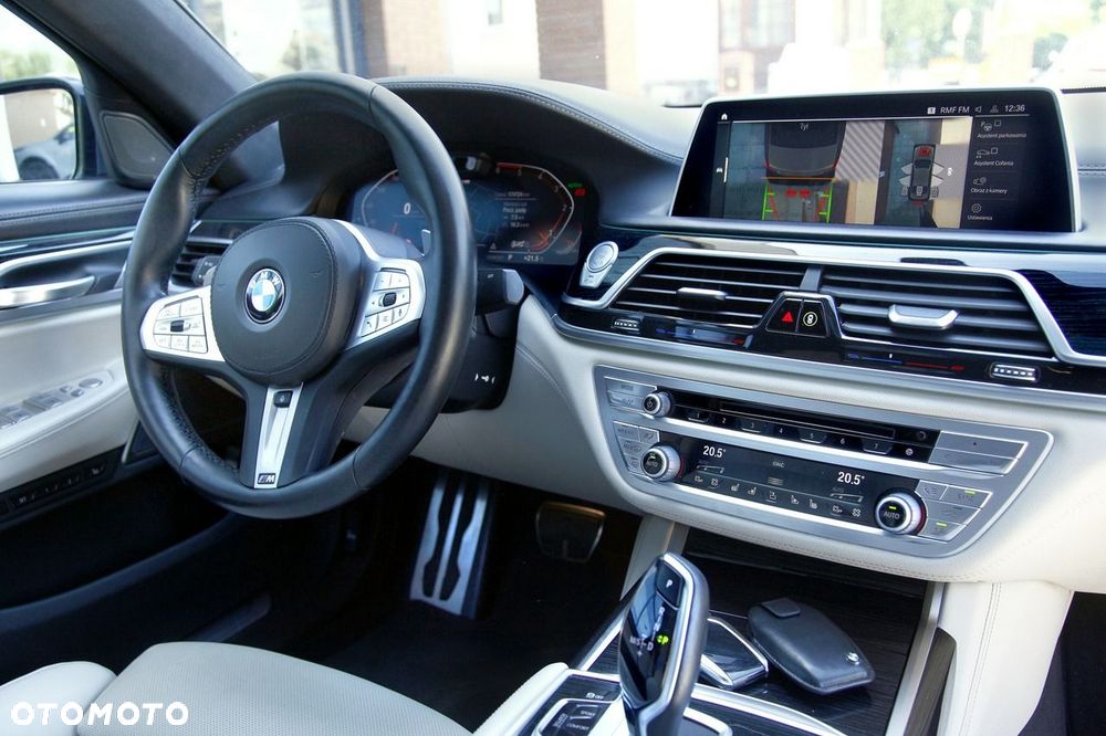 BMW Seria 7 - 17