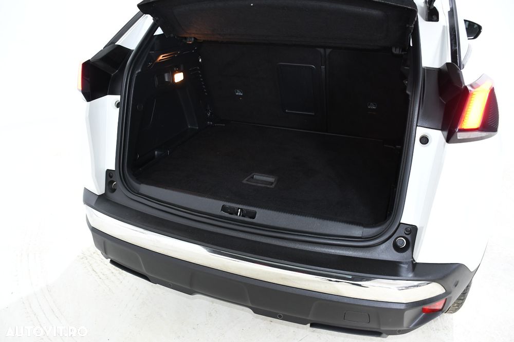 Peugeot 3008 1.2 PureTech Turbo S&S Allure - 31