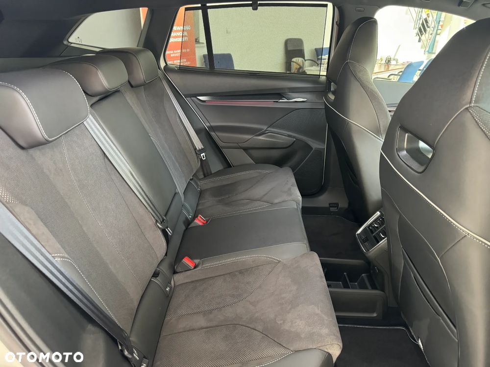 Skoda Enyaq 80x 82kWh Sportline Advanced - 20