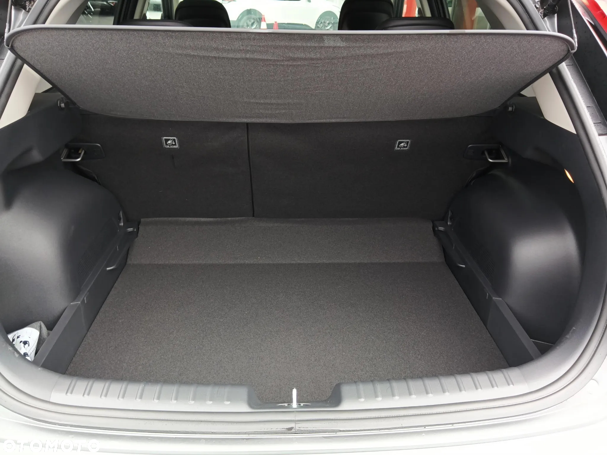 Kia Niro 1.6 GDI Hybrid L - 26