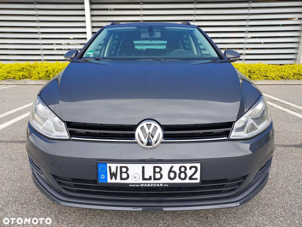 Volkswagen Golf 2.0 BlueTDI Comfortline - 12