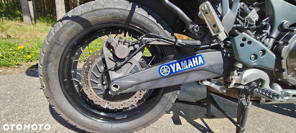 Yamaha XTZ - 18