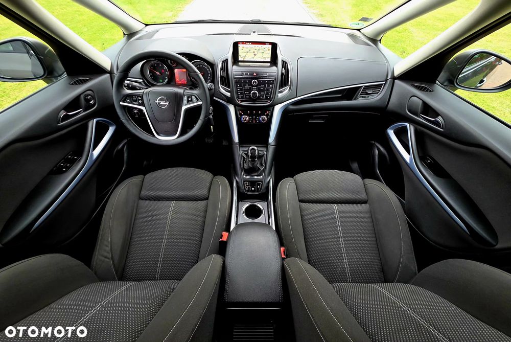 Opel Zafira - 23