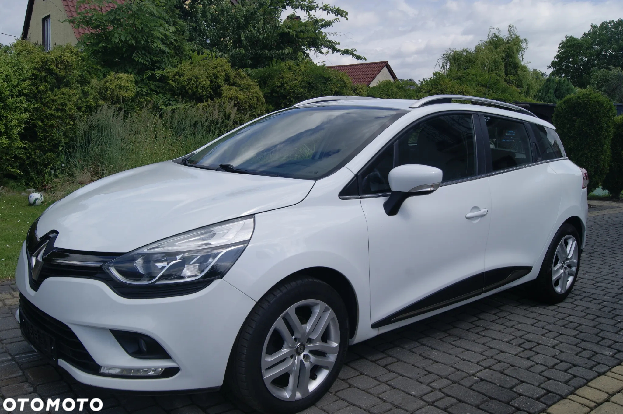 Renault Clio - 2
