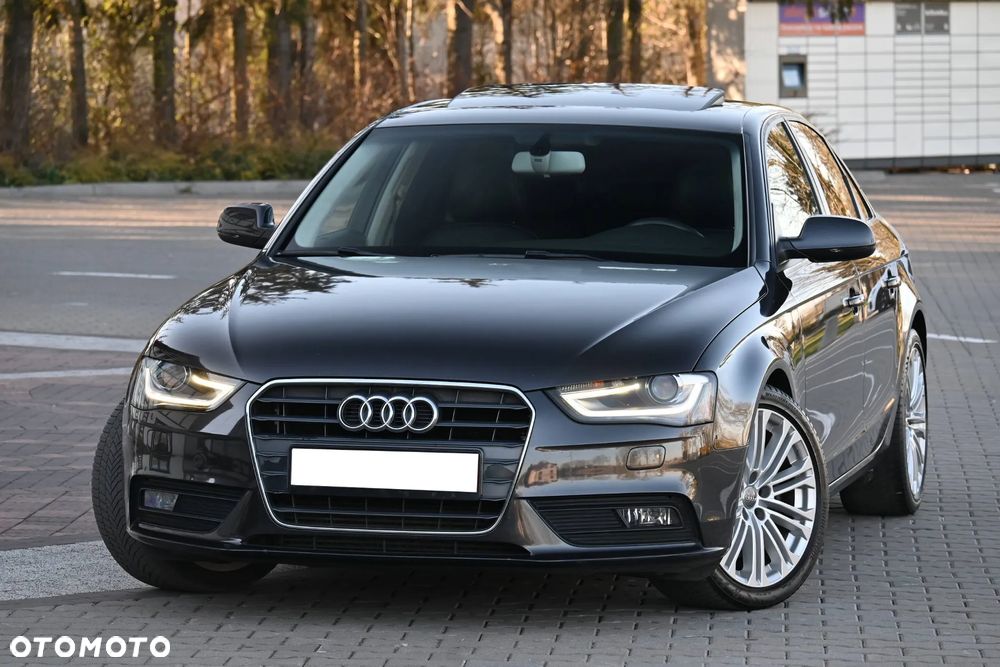Audi A4 Limousine 1.8 TFSI S line Sportpaket - 2