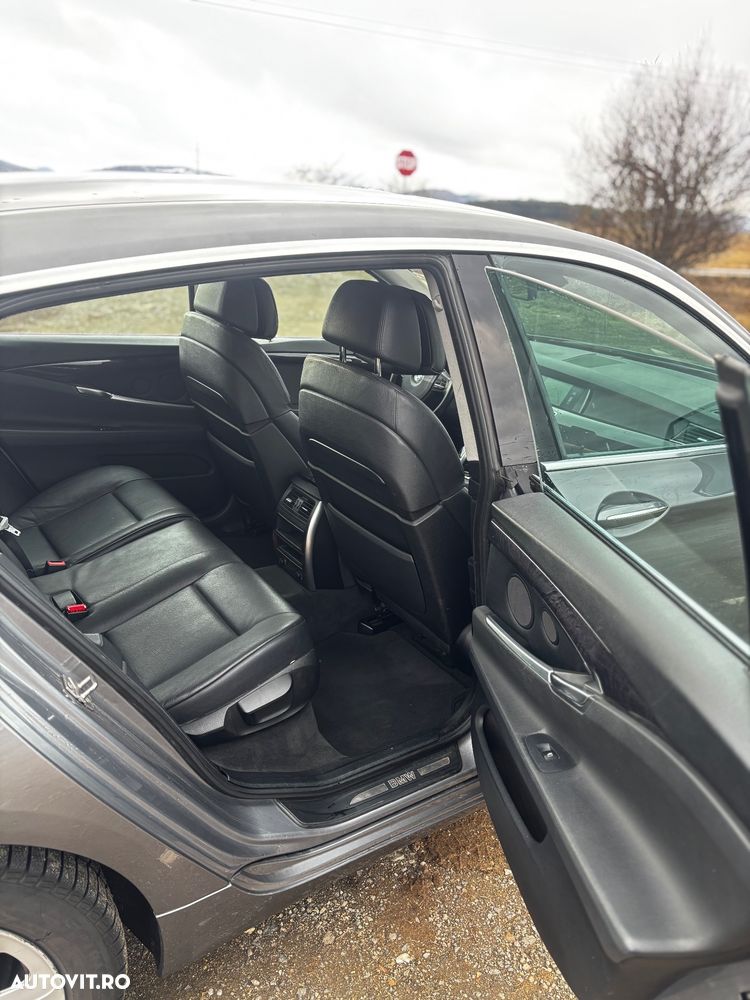 BMW Seria 5 530d Aut. - 11