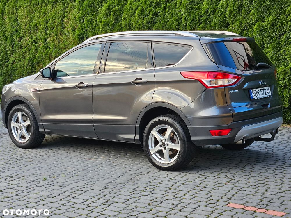 Ford Kuga 2.0 TDCi 2x4 Titanium - 11