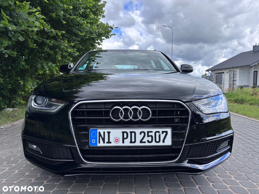 Audi A4 Avant 2.0 TDI DPF clean diesel S line Sportpaket - 31