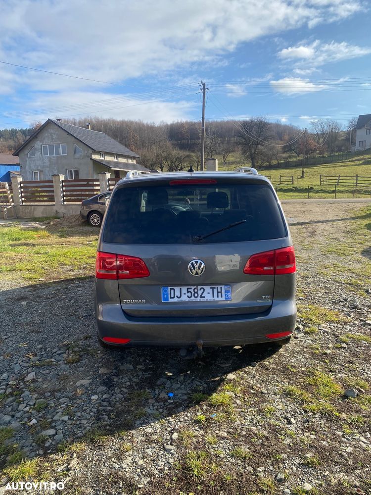 Volkswagen Touran 1.6 TDI DPF BlueMotion Technology Comfortline - 6