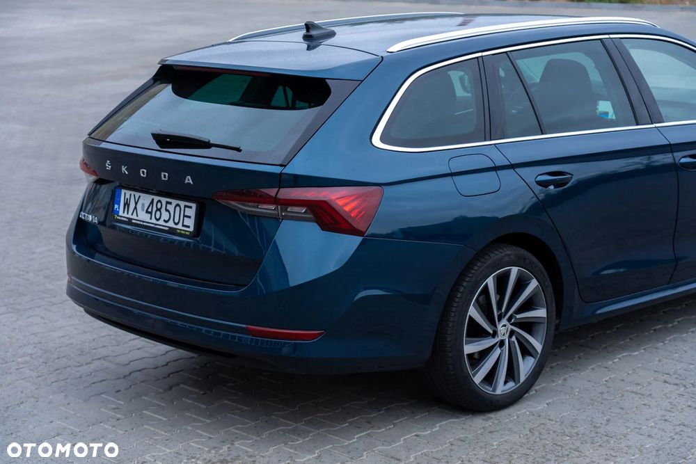 Skoda Octavia 2.0 TSI 4x4 Sportline DSG - 10