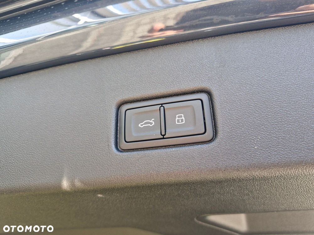 Audi Q4 e-tron - 35