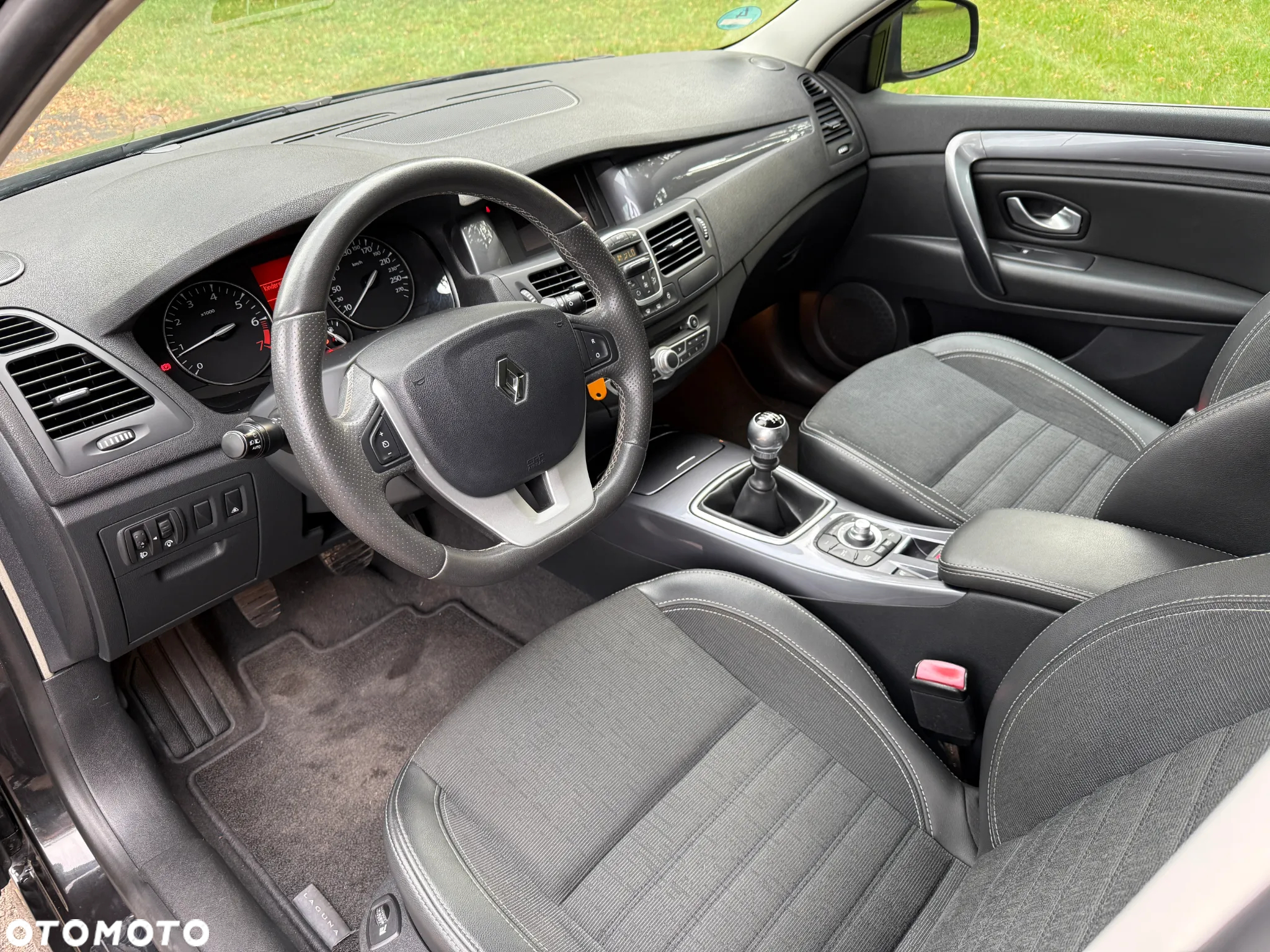 Renault Laguna 2.0 Privilege - 12