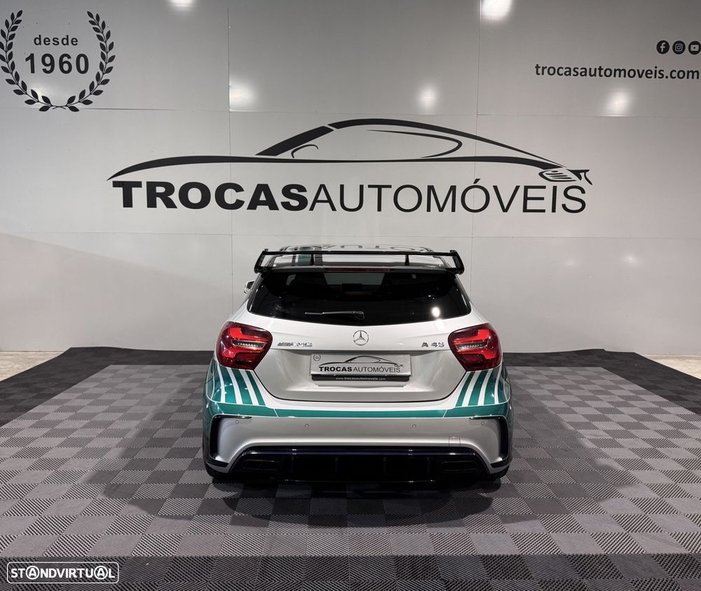 Mercedes-Benz A 45 AMG 4Matic Speedshift 7G-DCT PETRONAS 2015 World Champion Edition - 32