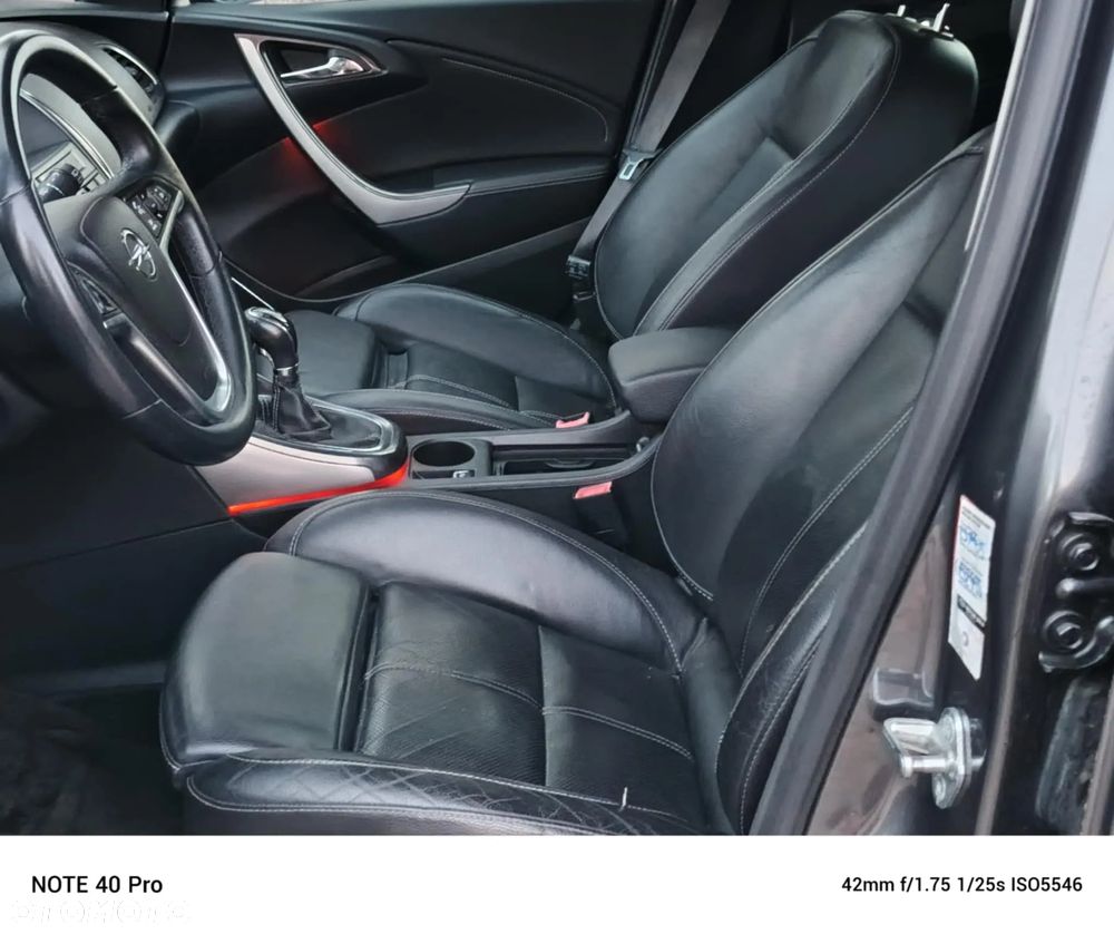 Opel Astra 1.7 CDTI DPF Cosmo - 8