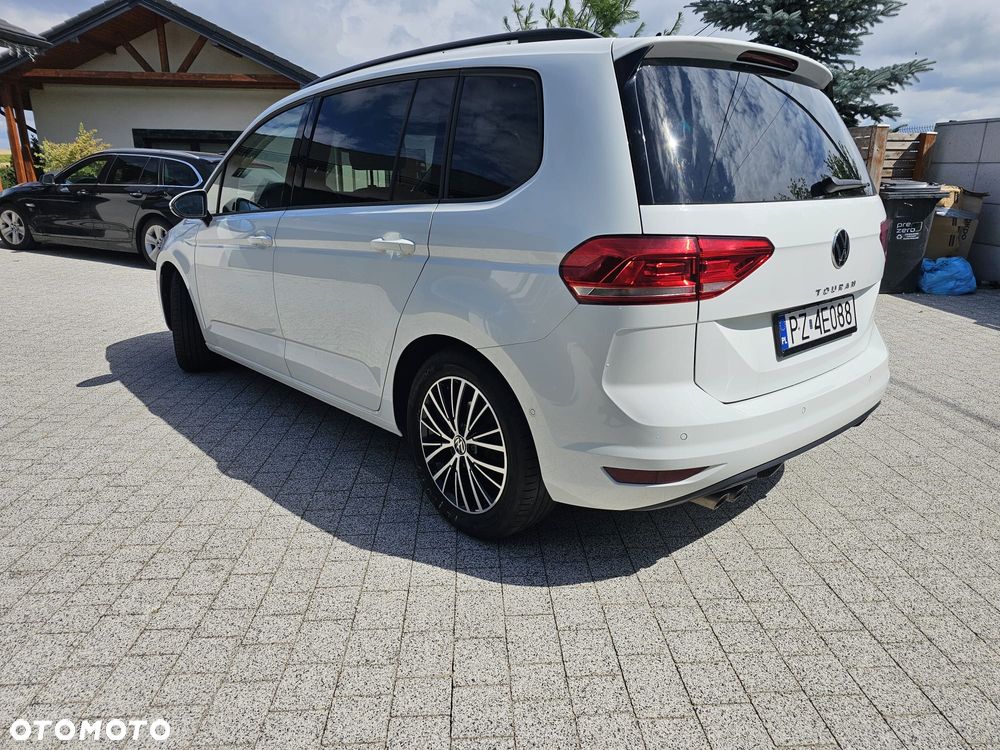 Volkswagen Touran 2.0 TDI BMT Comfortline DSG - 10