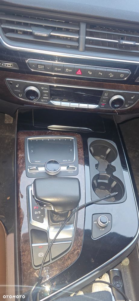 Audi Q7 55 TFSI quattro tiptronic - 6
