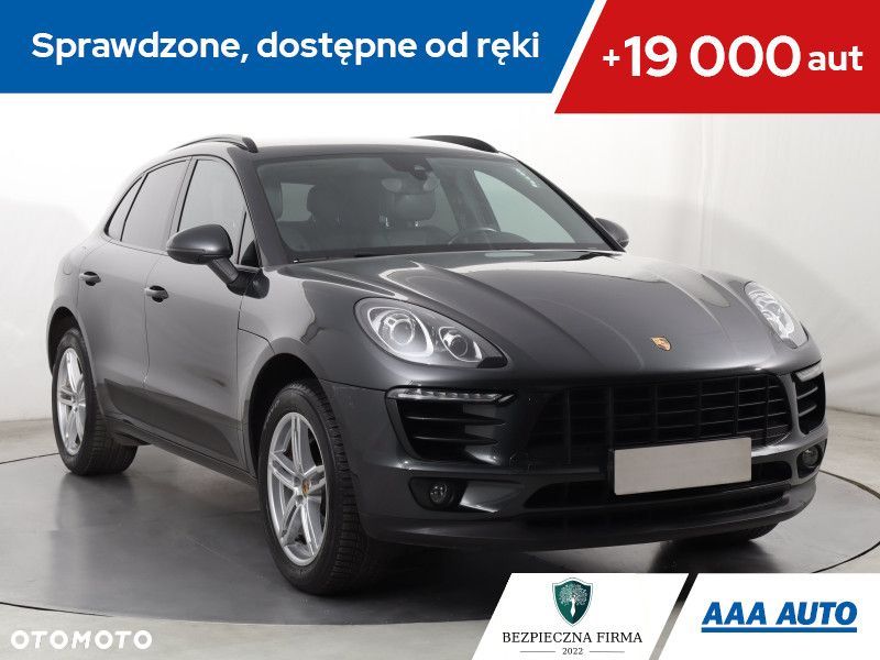 Porsche Macan - 1