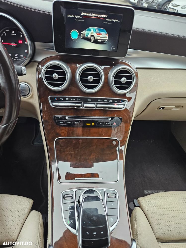 Mercedes-Benz GLC 220 d 4MATIC - 10