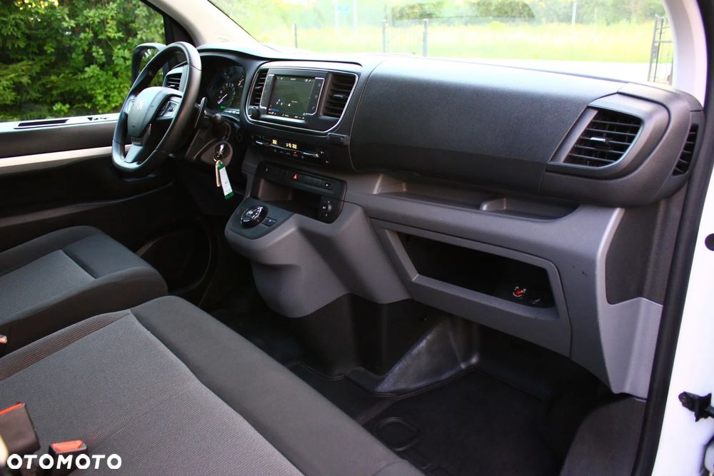 Peugeot EXPERT 2.0 177KM AUTOMAT BRYGADÓWKA 6 OSOBOWY NAVIGACJA KAMERA COFANIA ŁADNE AUTO - 33
