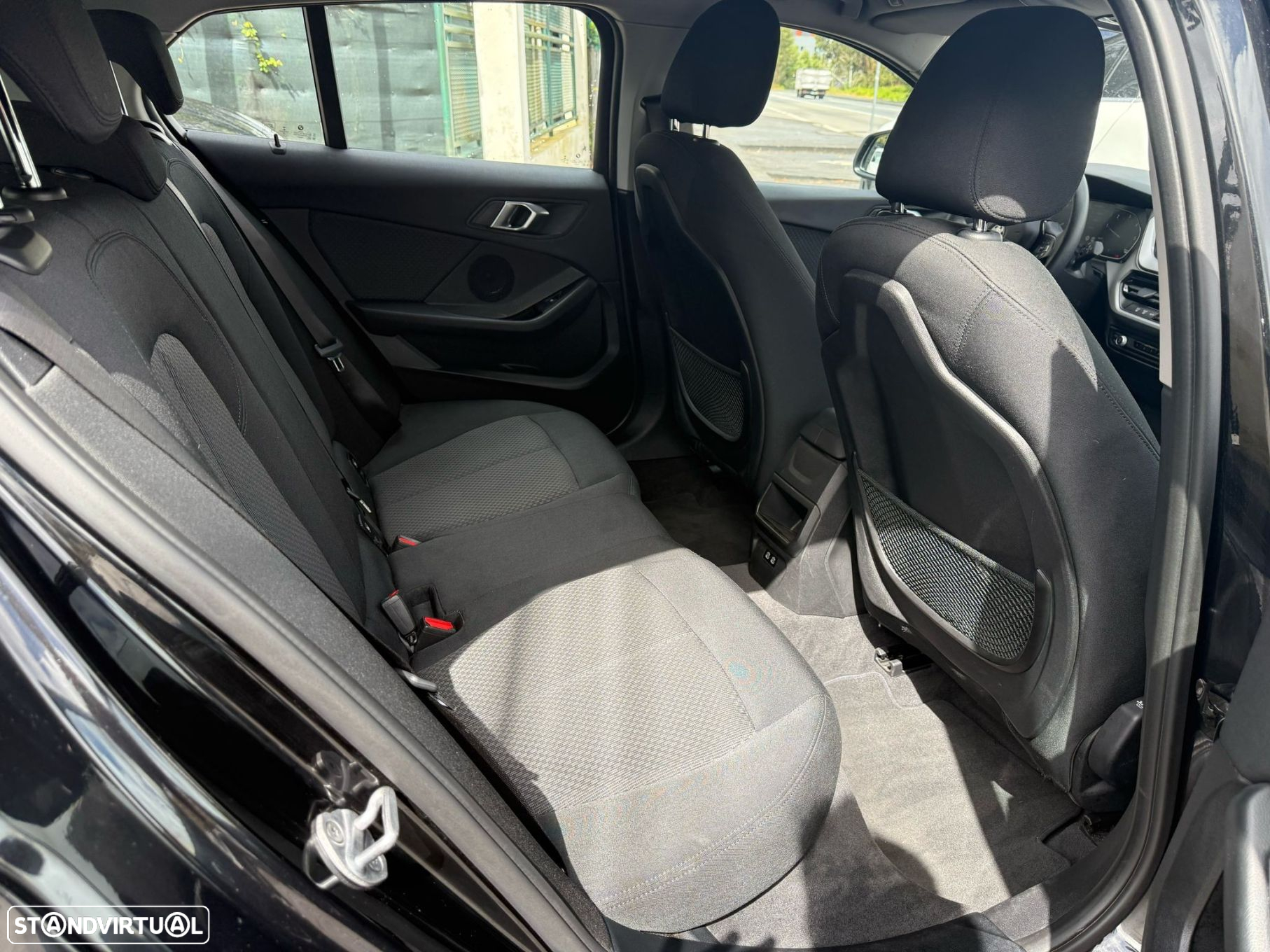 BMW 116 d Corporate Edition Auto - 23
