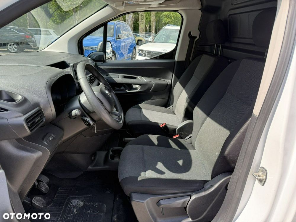 Toyota Proace City - 9