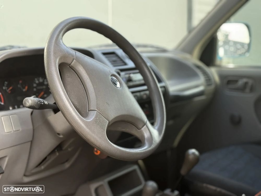 Nissan Terrano II 2.7 LX - 13