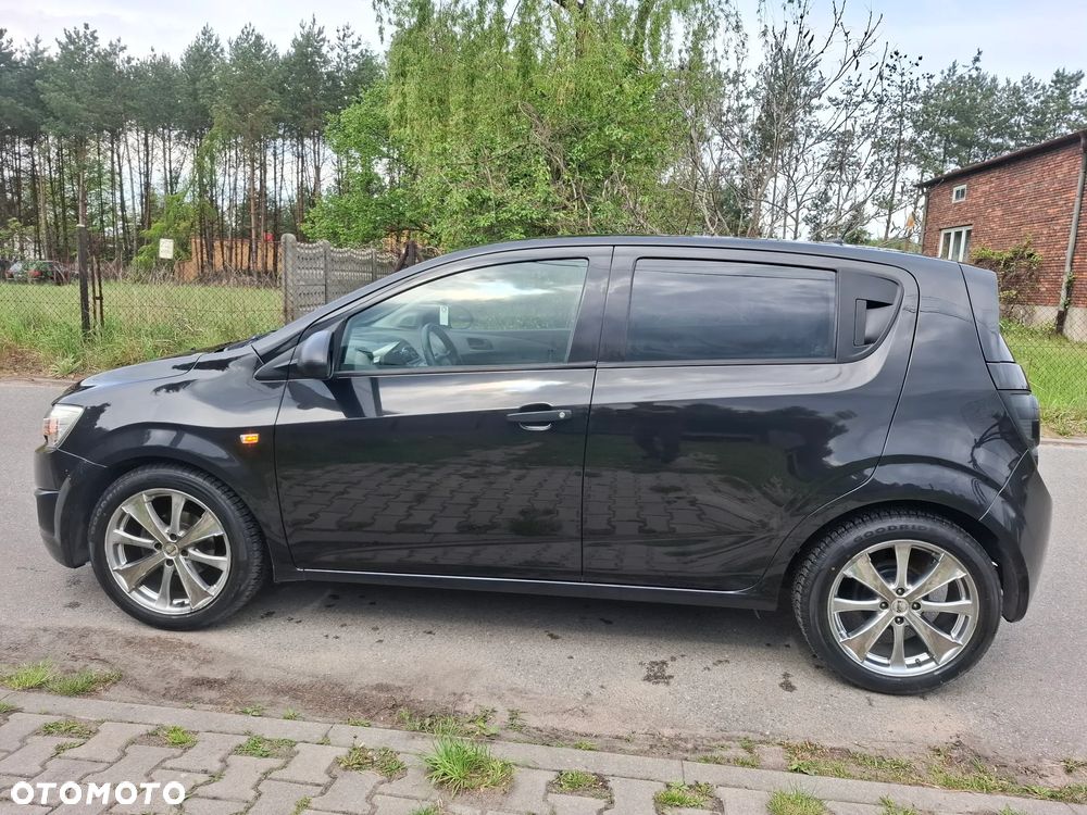 Chevrolet Aveo - 6