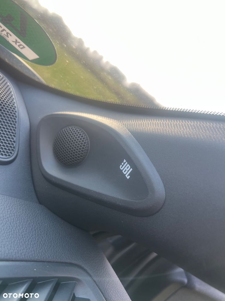 Toyota Yaris Hybrid 1.5 Premiere Edition - 28