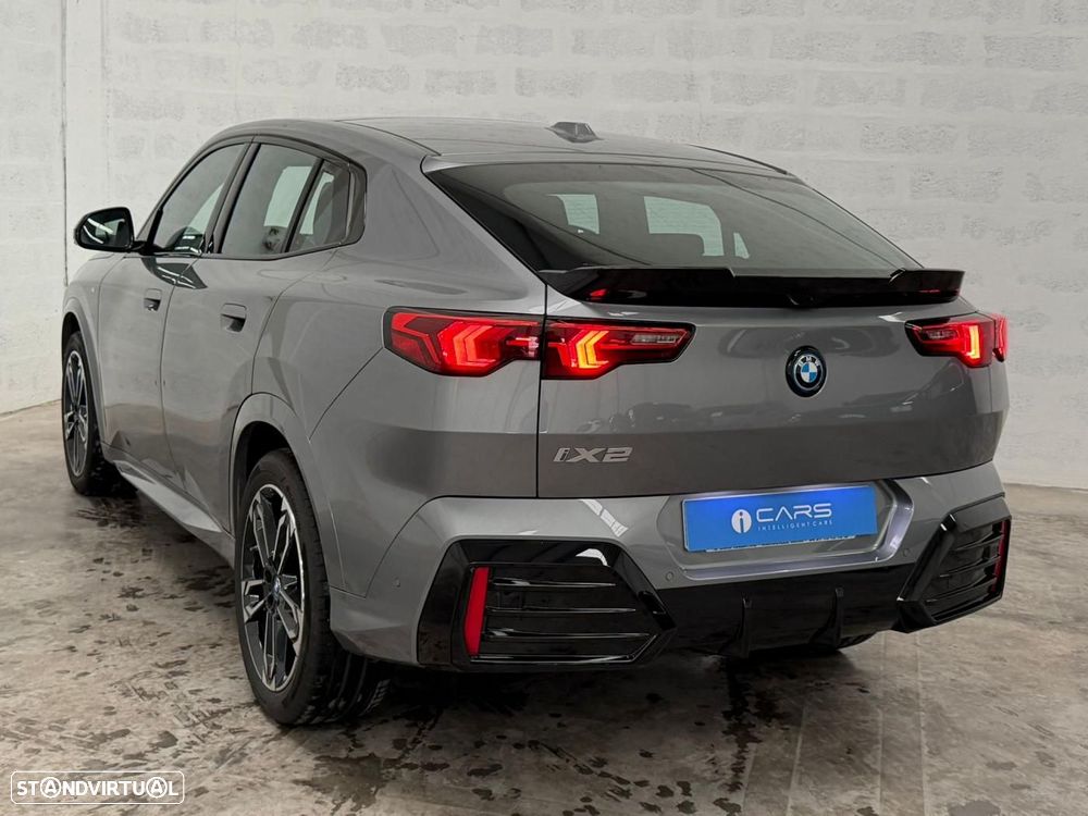 BMW iX2 eDrive20 Pack Desportivo M Pro - 5