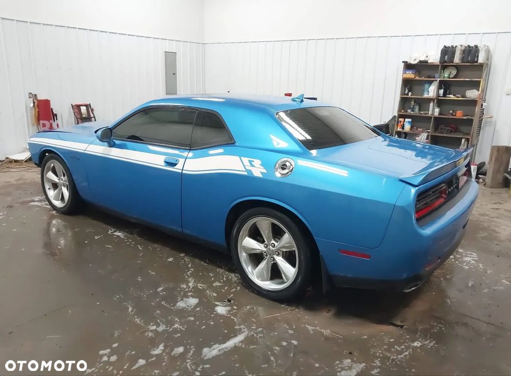 Dodge Challenger 5.7 R/T - 3