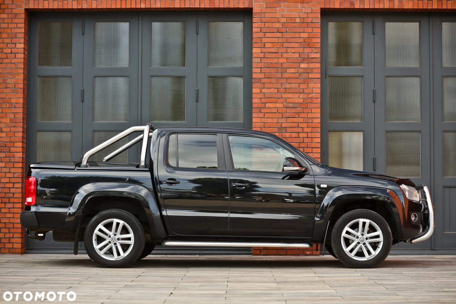 Volkswagen Amarok 2.0 BiTDI 4MOTION Autm Highline - 2