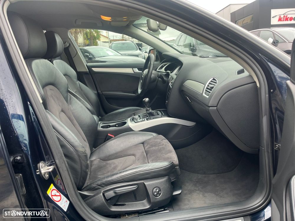 Audi A4 Avant 2.0 TDI Business Line Sport - 46