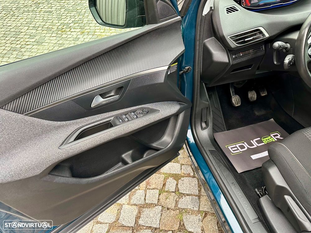 Peugeot 3008 PureTech 130 Stop & Start GPF Active - 16