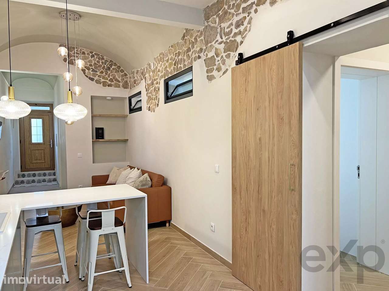 Oportunidade de Investimento: Imóvel com Rendimento Anual de €22.000 n - Grande imagem: 4/41