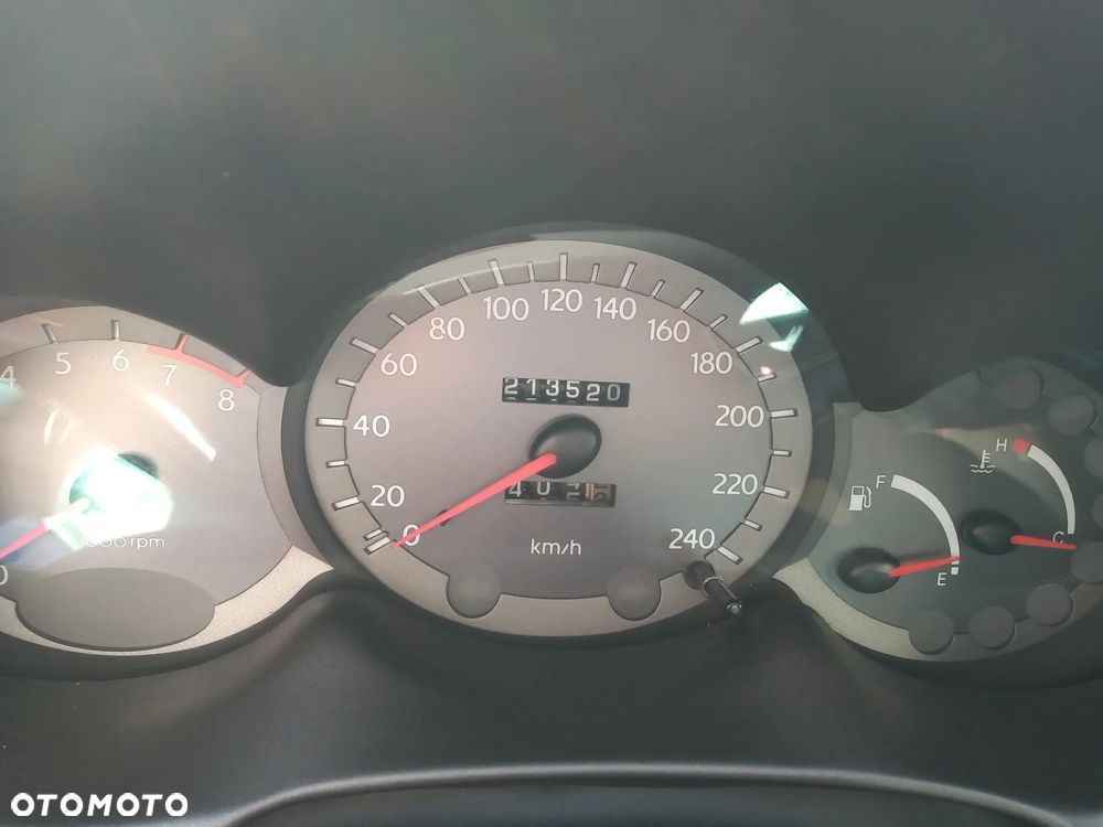 Hyundai Coupe - 16