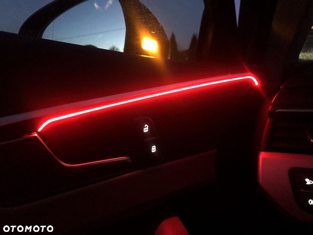 Audi A4 Avant 40 TDI S tronic S line - 28