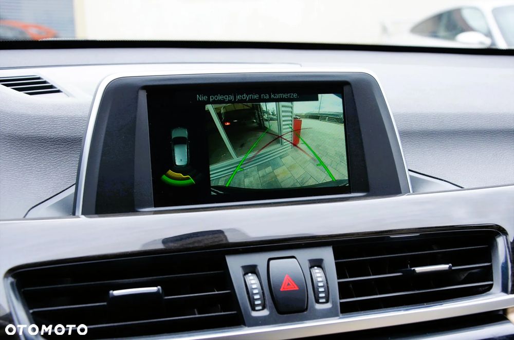 BMW X1 xDrive28i xLine - 20