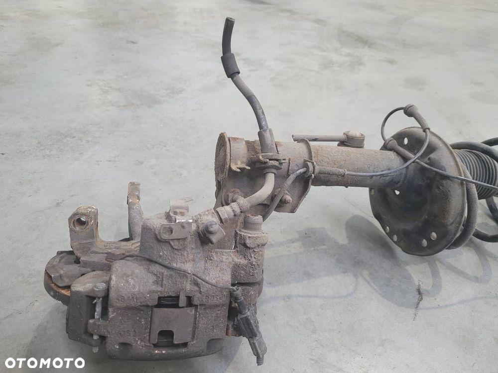 MCPHERSON ZWROTNICA AMORTYZATOR PRZÓD LEWY FIAT 500 312 1.2 BENZYNA - 10